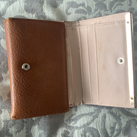 Wallet - Picture 4 of 5